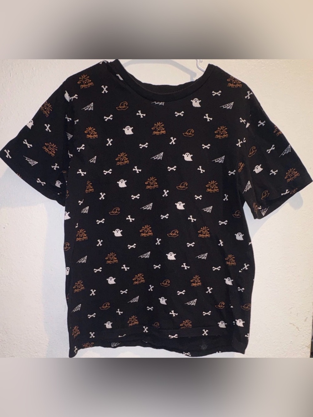 Eighty Eight Halloween Ghost Graphic Print T-Shirt Black Womens Size L